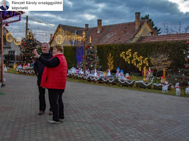 Ciocia Eta oprowadza gości po swoim wyjątkowym domu /Facebook