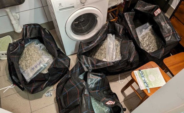 Cios w warszawski narkobiznes. Policja likwiduje magazyn dilerów