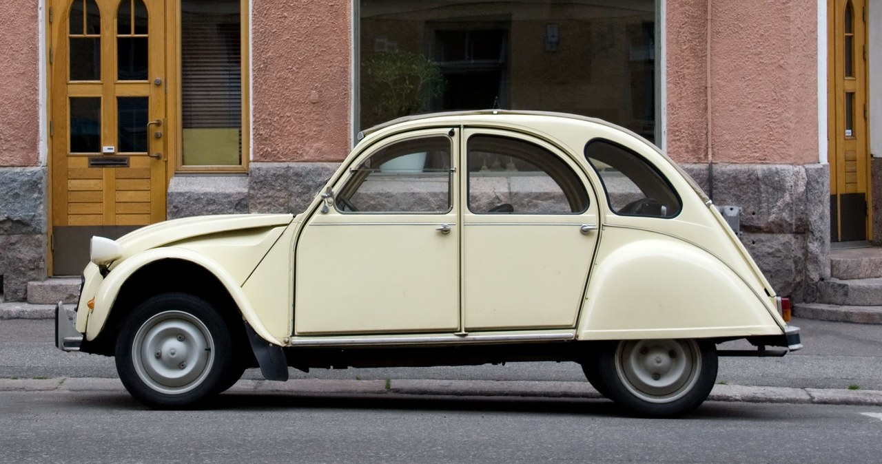 Citroen 2CV. /123RF/PICSEL