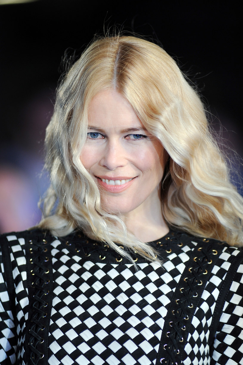 Claudia Schiffer w ogóle się nie starzeje?! pomponik.pl