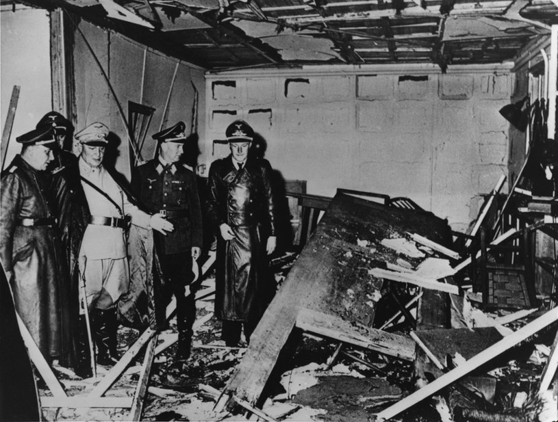 Claus Stauffenberg zdołał zabić cztery osoby, ale nie Adolfa Hitlera /East News