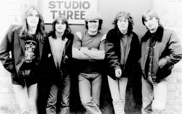Cliff Williams, Malcolm Young, Brian Johnson, Malcolm Young i Phil Rudd /Photoshot    /PAP/EPA
