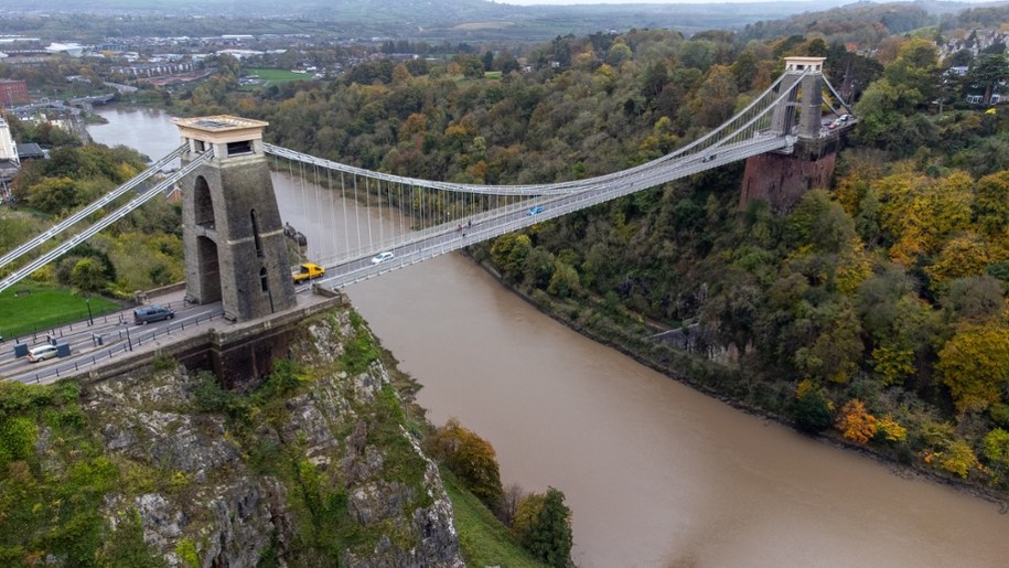 Clifton Suspension Bridge, z którego Kolumbijczyk chciał zrzucić ciała ukryte w walizkach /Shutterstock
