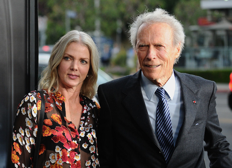 Clint Eastwood i Christina Sandera /Jason LaVeris/FilmMagic /Getty Images