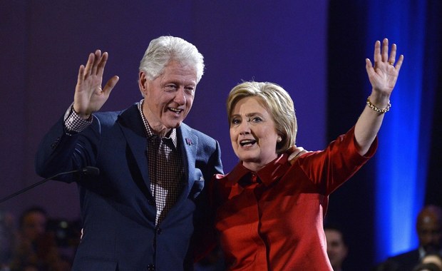 Clinton bierze Nevadę. Trump zwycięża w  Karolinie Południowej. Bush rezygnuje