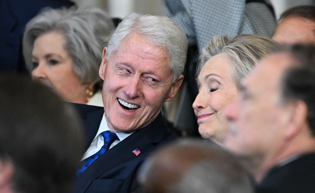 Clintonowie będą zeznawać przed Kongresem. Przesłuchanie w sprawie Epsteina na horyzoncie