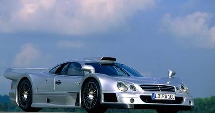 CLK-GTR w wersji drogowej / Kliknij /INTERIA.PL