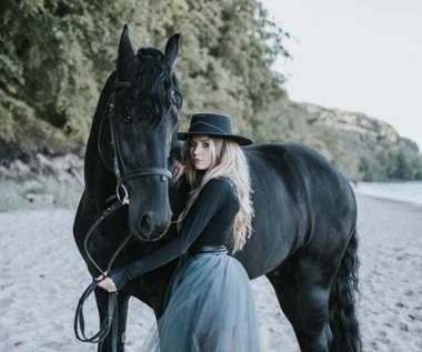 Clödie i teledysk "Hold On". Co słychać u Klaudii Trzepizur z "The Voice of Poland"?