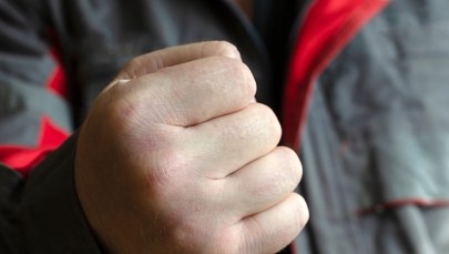 Cmentarny bandyta wpadł w ręce policji. Jedną z ofiar 92-latek