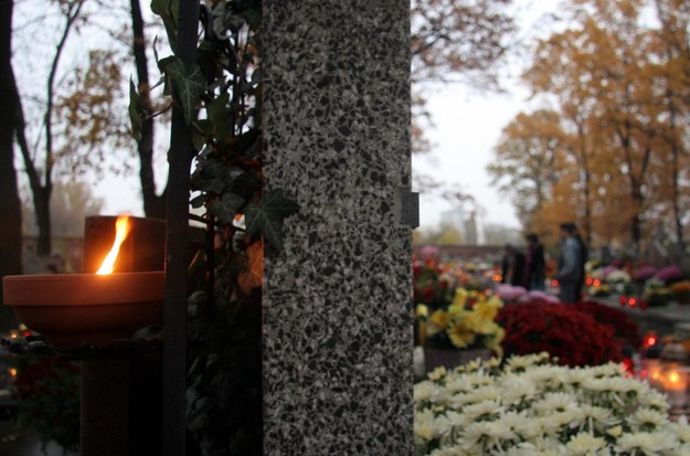 Cmentarz Bródnowski w Warszawie /Leszek Szymański /PAP