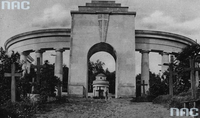 Cmentarz Orląt we Lwowie. Zdjęcie sprzed 1939 roku /Z archiwum Narodowego Archiwum Cyfrowego
