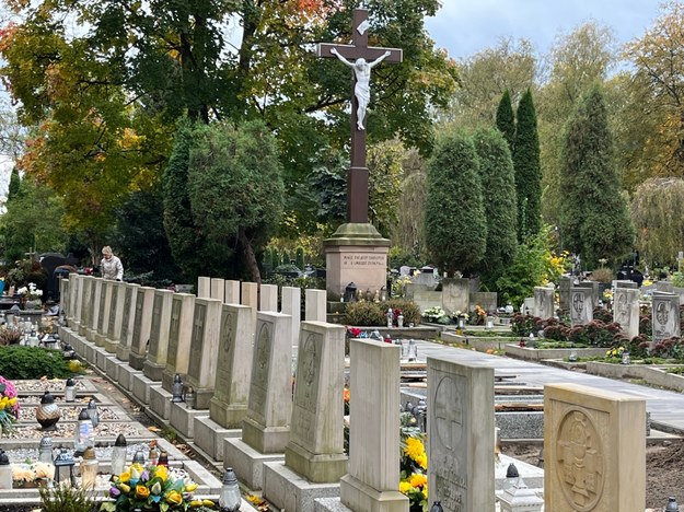 Cmentarz przy ul. Panewnickiej w Katowicach /Anna Kropaczek /RMF FM - reporter