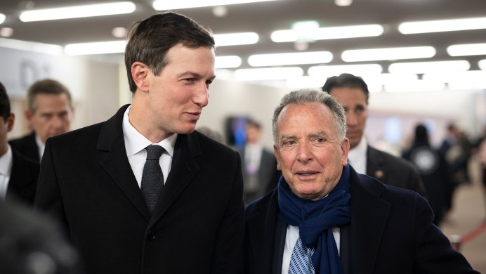 CNN: Wysłannicy Trumpa mają spotkać się z szefem irańskiej dyplomacji