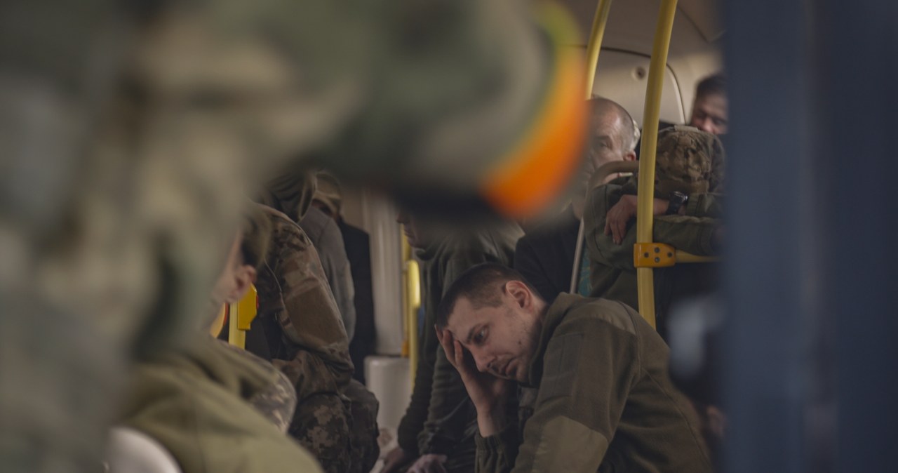 Co czeka obrońców Azowstalu? "Ukraina zrobi wszystko, żeby choć część z nich wróciła do domu"