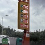 ropa naftowa Co dalej z cenami paliw? Jest prognoza na sierpień