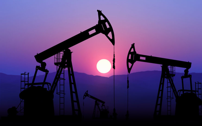 Co dalej z cenami ropy naftowej? /123RF/PICSEL