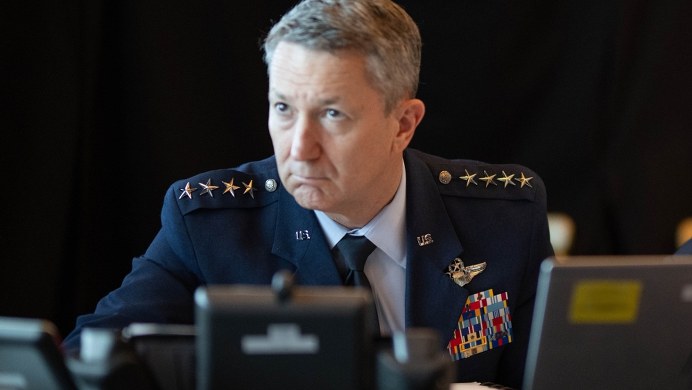 Co dalej z obecnością wojsk USA w Polsce? Pilna wizyta generała Caine’a w Warszawie