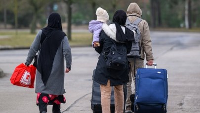 Co dalej z paktem migracyjnym? KE wciąż czeka na ruch dwóch krajów