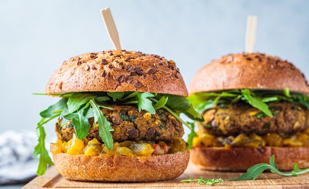 Co dalej z ​"wege burgerami"? Parlament Europejski zdecydował