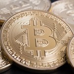 Co dla rynku kryptowalut oznacza kupno bitcoinów przez Teslę?