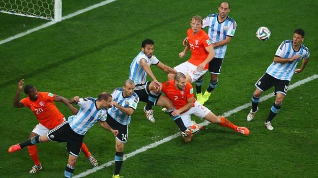 Co drugi Polak, który miał włączony telewizor, oglądał mecz Holandia - Argentyna / fot. J. Finney /Getty Images