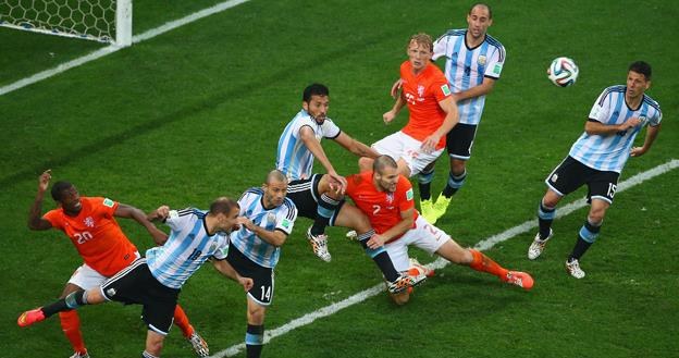 Co drugi Polak, który miał włączony telewizor, oglądał mecz Holandia - Argentyna / fot. J. Finney /Getty Images