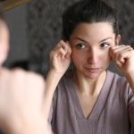 Co jest ważniejsze dla skóry w mrozy: nawilżenie czy natłuszczenie? Odkrywamy skuteczne metody pielęgnacji