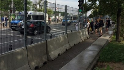 Co kilkadziesiąt metrów policja. Są już utrudnienia przed szczytem NATO w Warszawie
