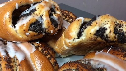 Co łączy brak snu i... podjadanie? Naukowcy już wiedzą