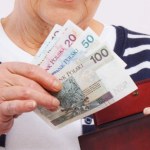 Co miesiąc wysyłają 6938,92 zł. ZUS nie wymaga ani jednego dnia pracy