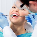Co można zrobić u dentysty na NFZ? Więcej niż myślisz