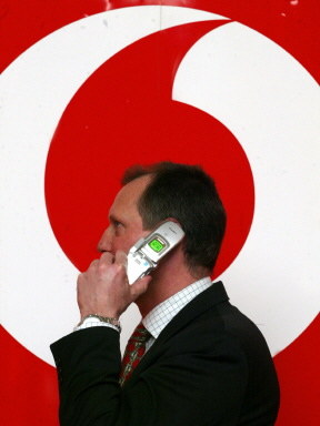 Co na plany Polaków powie brytyjski Vodafone? /AFP