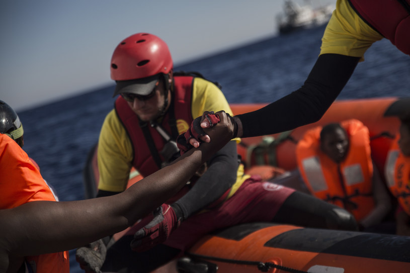 Co najmniej 23 migrantów utonęło na Morzu Śródziemnym /Angelos Tzortzinis /AFP