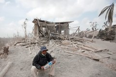 Co najmniej 25 ofiar erupcji wulkanu na Jawie