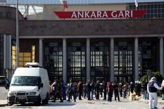 Co najmniej 95 ofiar zamachu przed dworcem kolejowym w stolicy Turcji