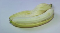 Co naprawdę kryje się w końcówce banana? Będziecie zaskoczeni! 