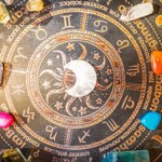 Co nas czeka w poniedziałek? Sukces, randki, ale i niebezpieczne sytuacje. Sprawdź horoskop 