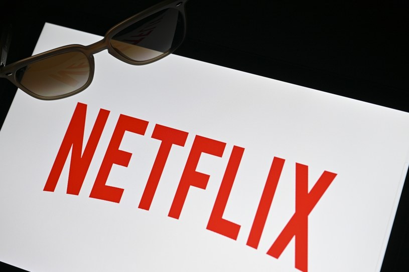 Co nowego warto obejrzeć w weekend na Netflixie? /Getty Images
