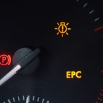 Co oznacza kontrolka EPC w samochodzie? To zwiastun kłopotów