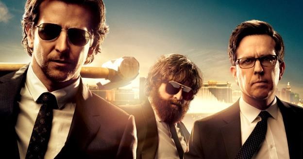 Co Phila (Bradley Cooper), Alana (Zach Galifianakis) i Stu (Ed Helms) czeka tym razem? /materiały dystrybutora