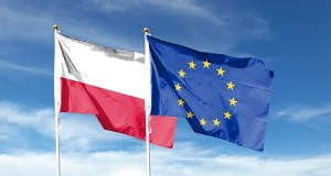Co piąty Polak za opuszczeniem UE. Zdecydowana większość woli jednak zostać