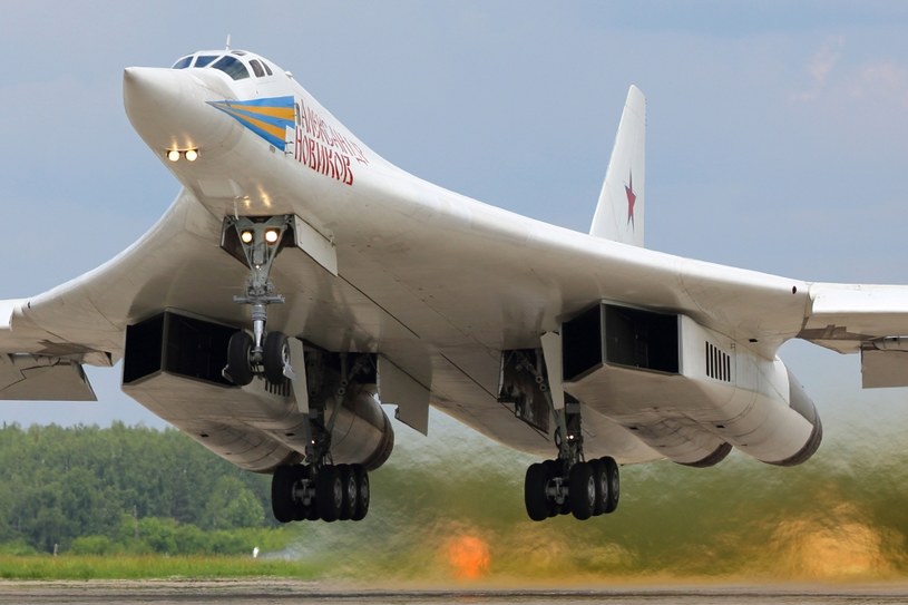 Co potrafi najnowszy rosyjski bombowiec Tu-160? /123RF/PICSEL