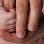 Co robić, kiedy dziecko obgryza paznokcie?