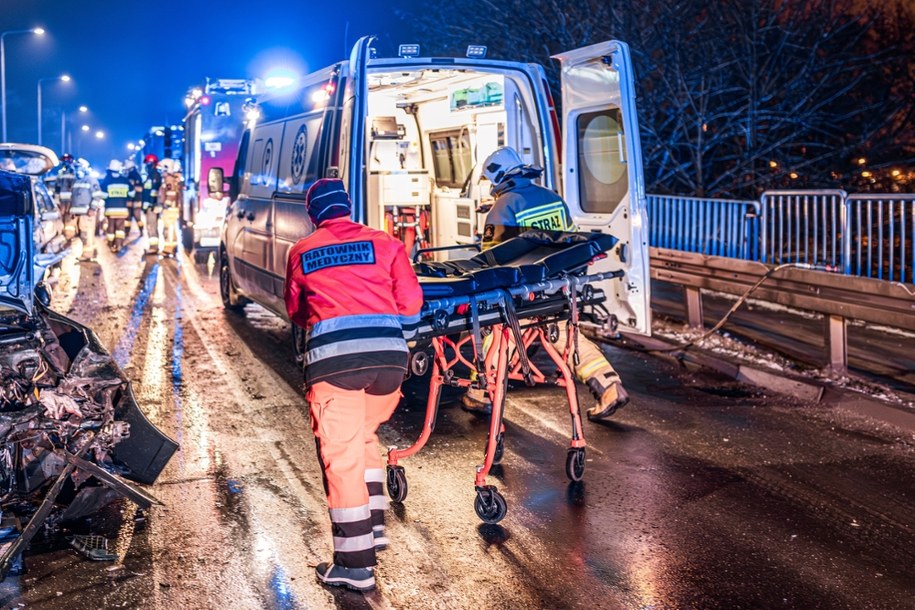 „Co roku odbieramy zgłoszenia, których można było uniknąć” – szokujące wyznania operatorów 112 /Shutterstock