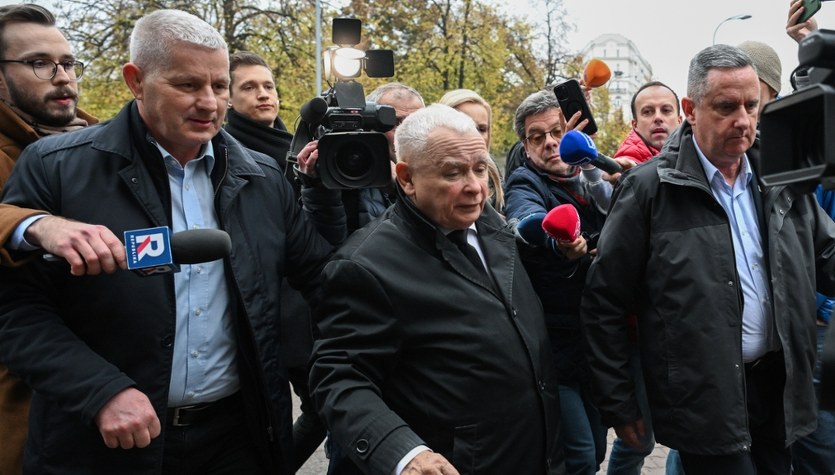 ​Co się działo podczas przesłuchania Kaczyńskiego? Prok. Skiba relacjonuje