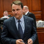Co Sikorski wiedział o wizycie Prezydenta RP w Katyniu? "wSieci": Dokumenty przeczą zeznaniom