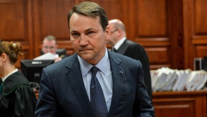 Co Sikorski wiedział o wizycie Prezydenta RP w Katyniu? "wSieci": Dokumenty przeczą zeznaniom