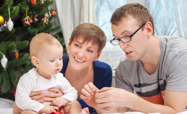 Co wpływa na edukację dzieci? Nie tylko geny rodzica, ale i jego obecność