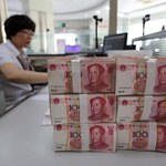 Co wynika z gwałtownej deprecjacji juana?