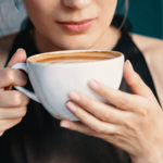 Co wypłukuje magnez, wapń i potas? Nie tylko kawa i herbata!